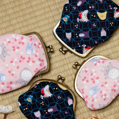 Studio Ghibli Metal-Clasp Multi Cases (2 Types) - Hanami Totoro - official view 4