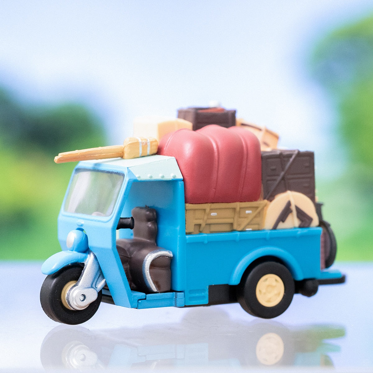 Studio Ghibli - Pullback Keyrings (7 Types) - Totoro Three-Wheeled Truck - PBK-01 - official view 1