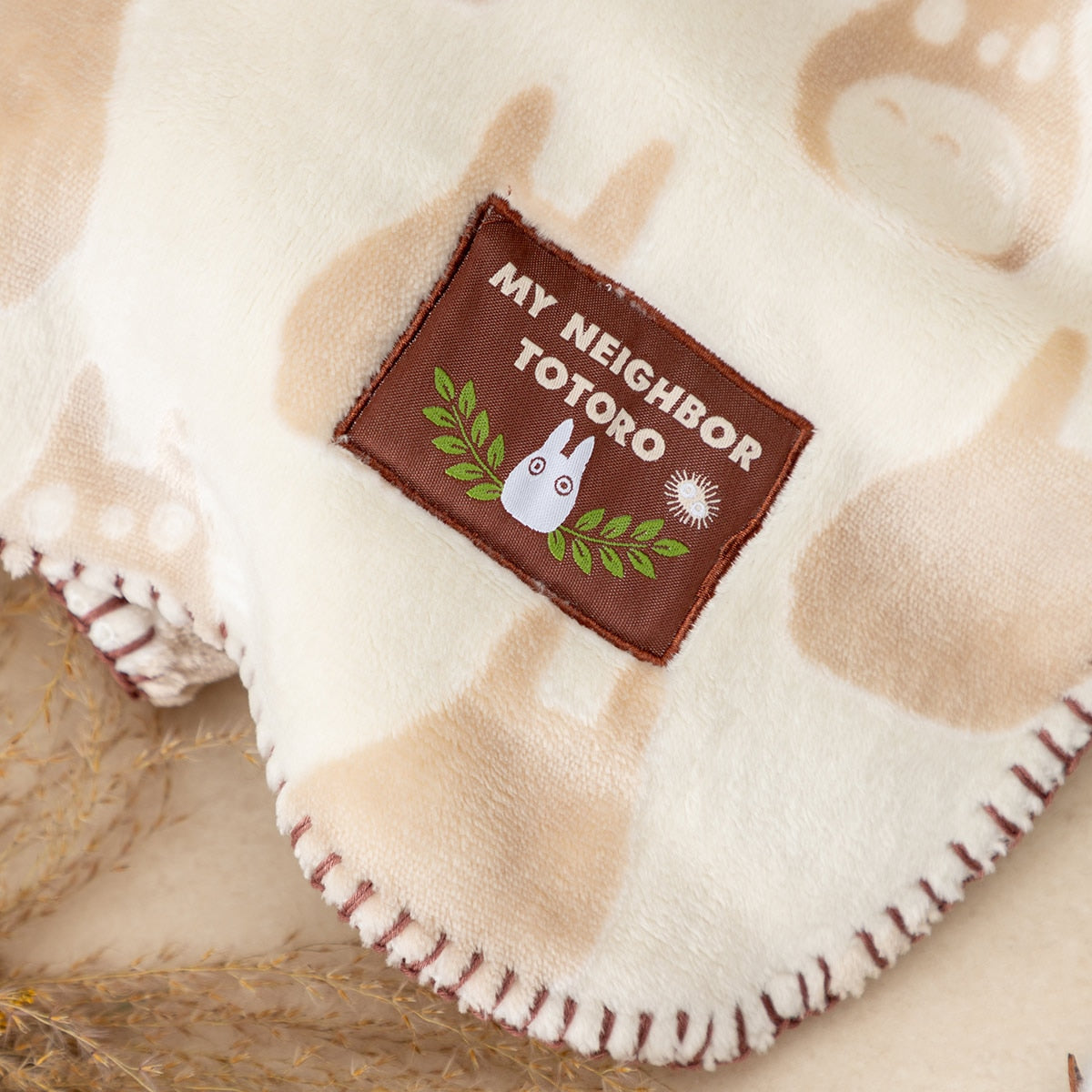 Studio Ghibli - Textured Opal-Finish Blankets (3 Types) - Totoro - official view 4