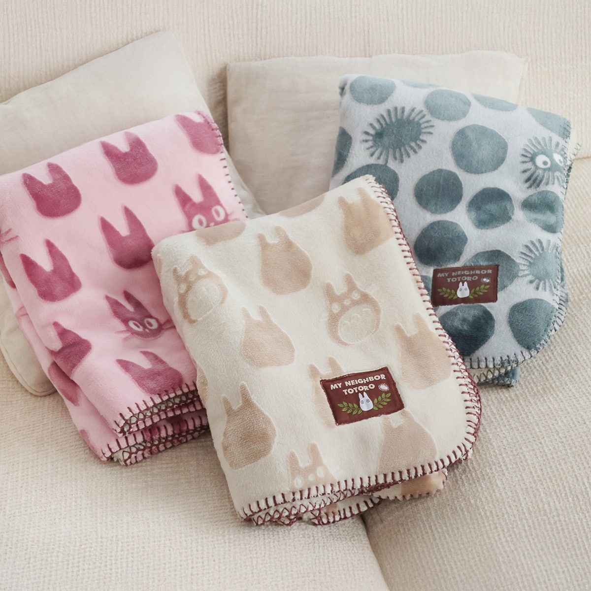Studio Ghibli - Textured Opal-Finish Blankets (3 Types) - Totoro - official view 8