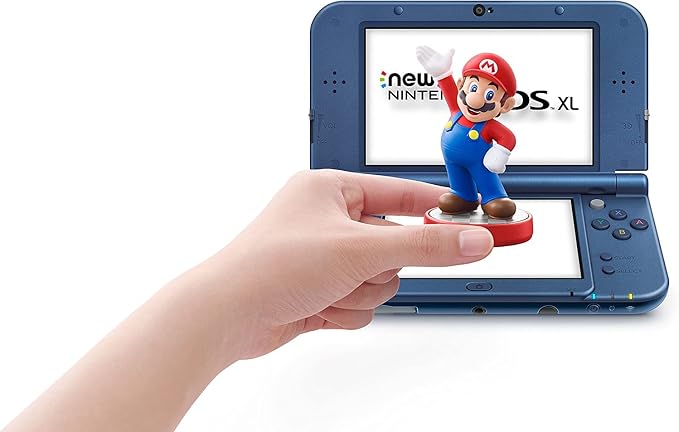Super Mario amiibo - Mario, official product gallery image 3