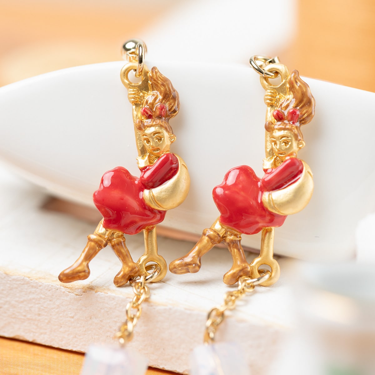 The Secret World of Arrietty Borrowing Expedition Pierced Earrings - official view 2